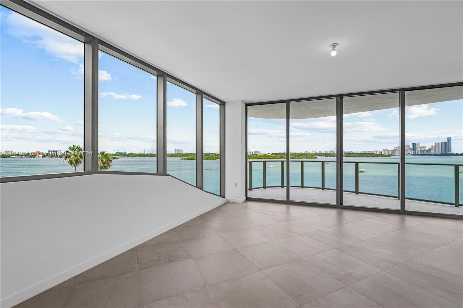 Onda Residences - Residential