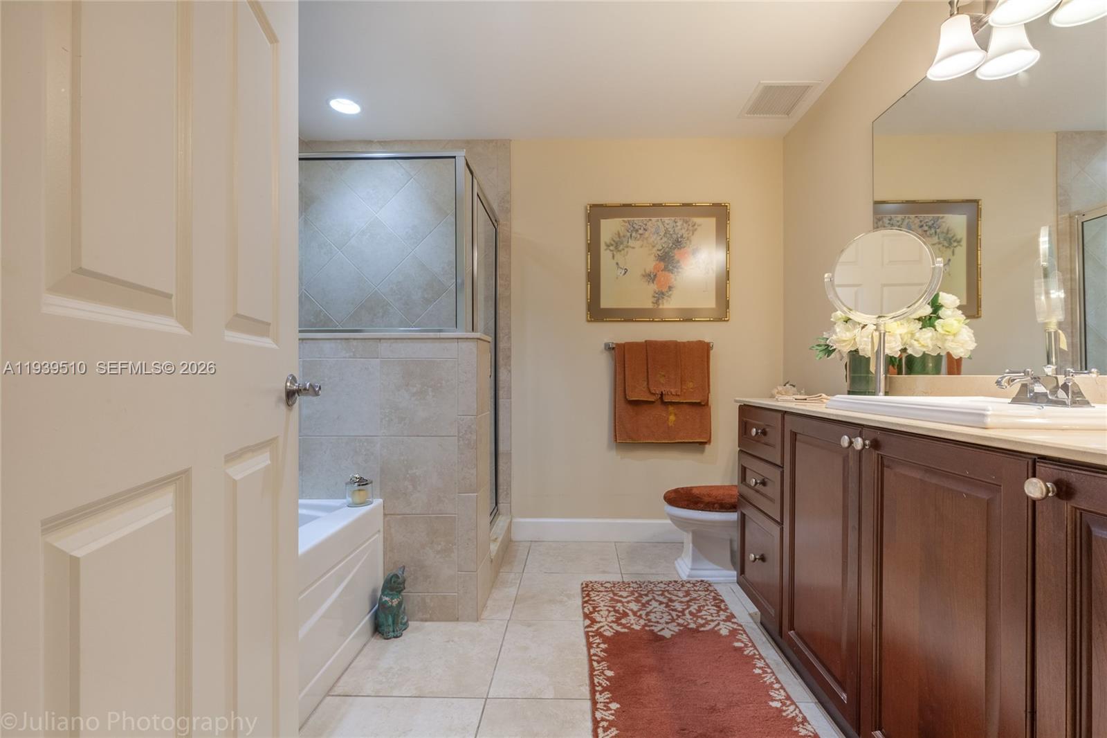 ANDALUSIA CONDO RESIDENCE - Residential