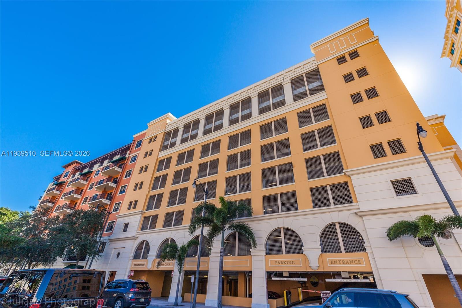 ANDALUSIA CONDO RESIDENCE - Residential