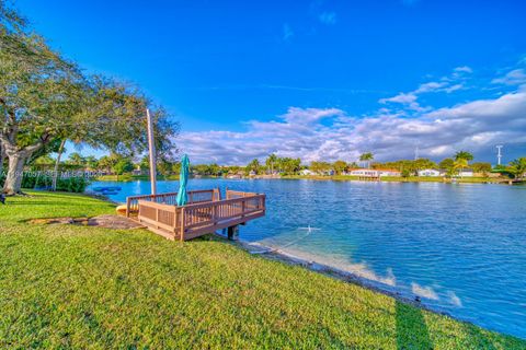 12620 SW 114th Ave Miami FL 33176