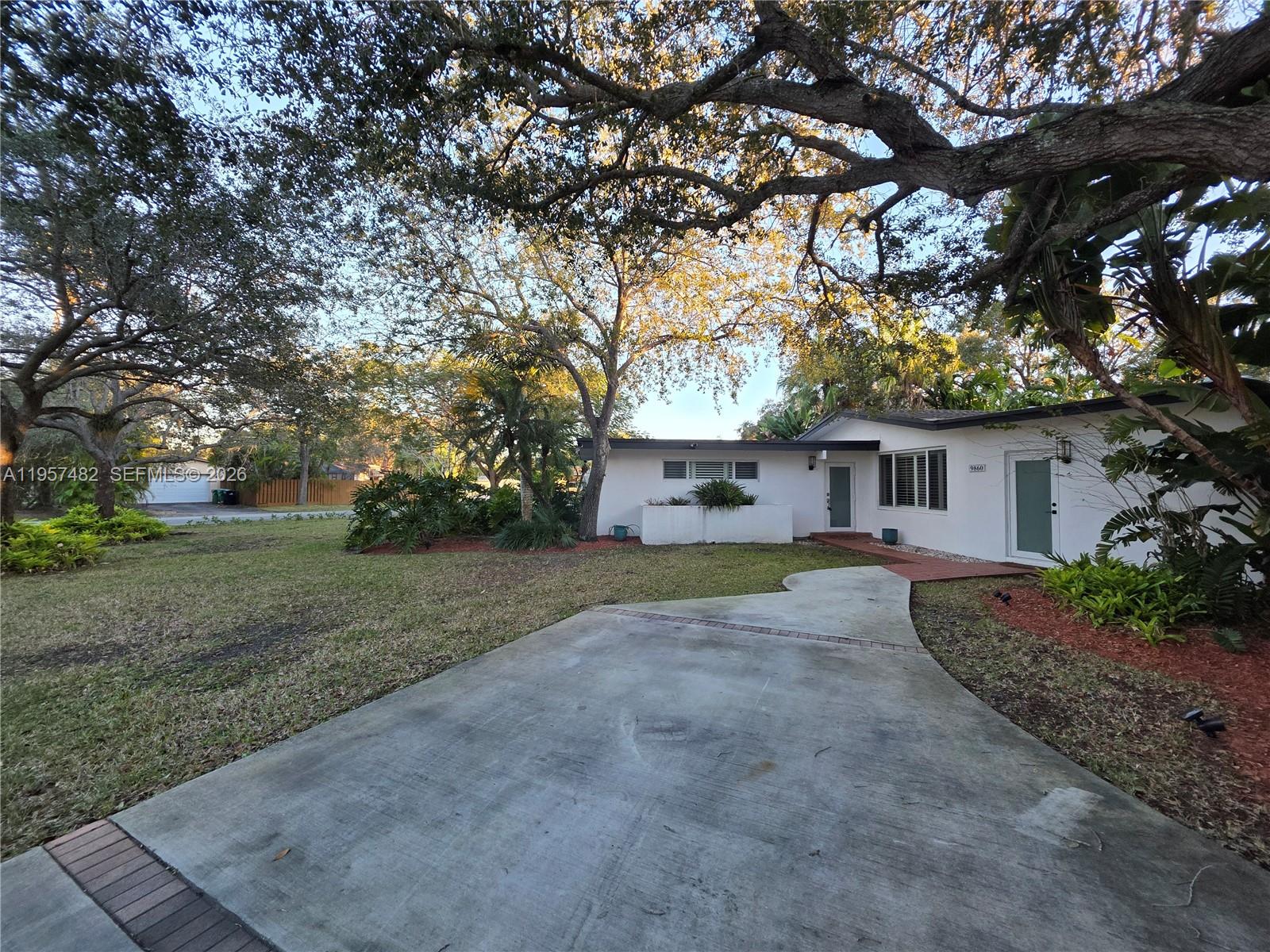 PINE MEADOWS SEC 3 - Residential