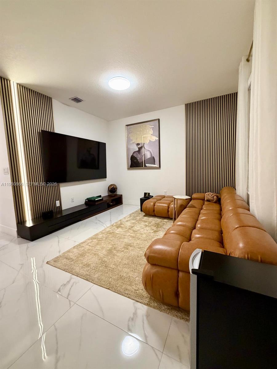 GOLF ESTS 1ST ADDN - Residential