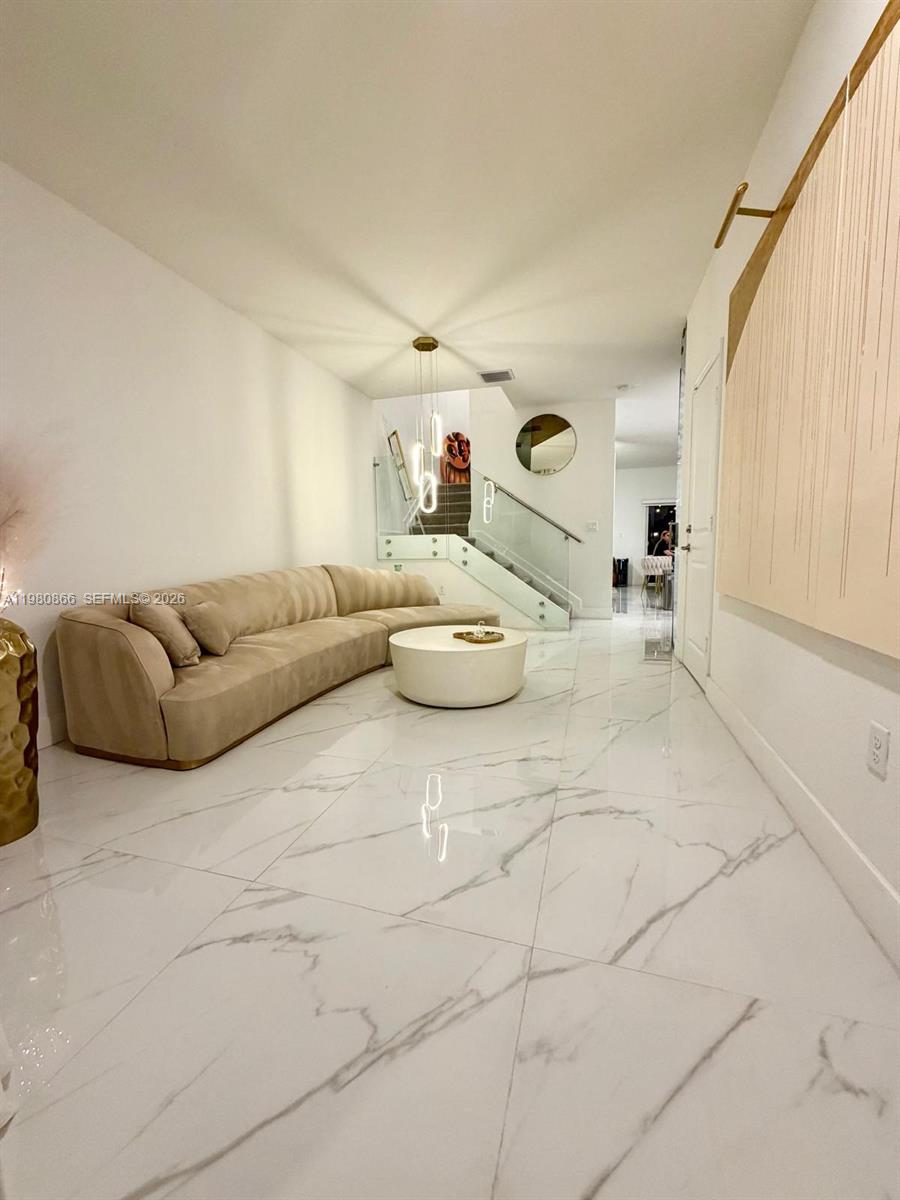 GOLF ESTS 1ST ADDN - Residential