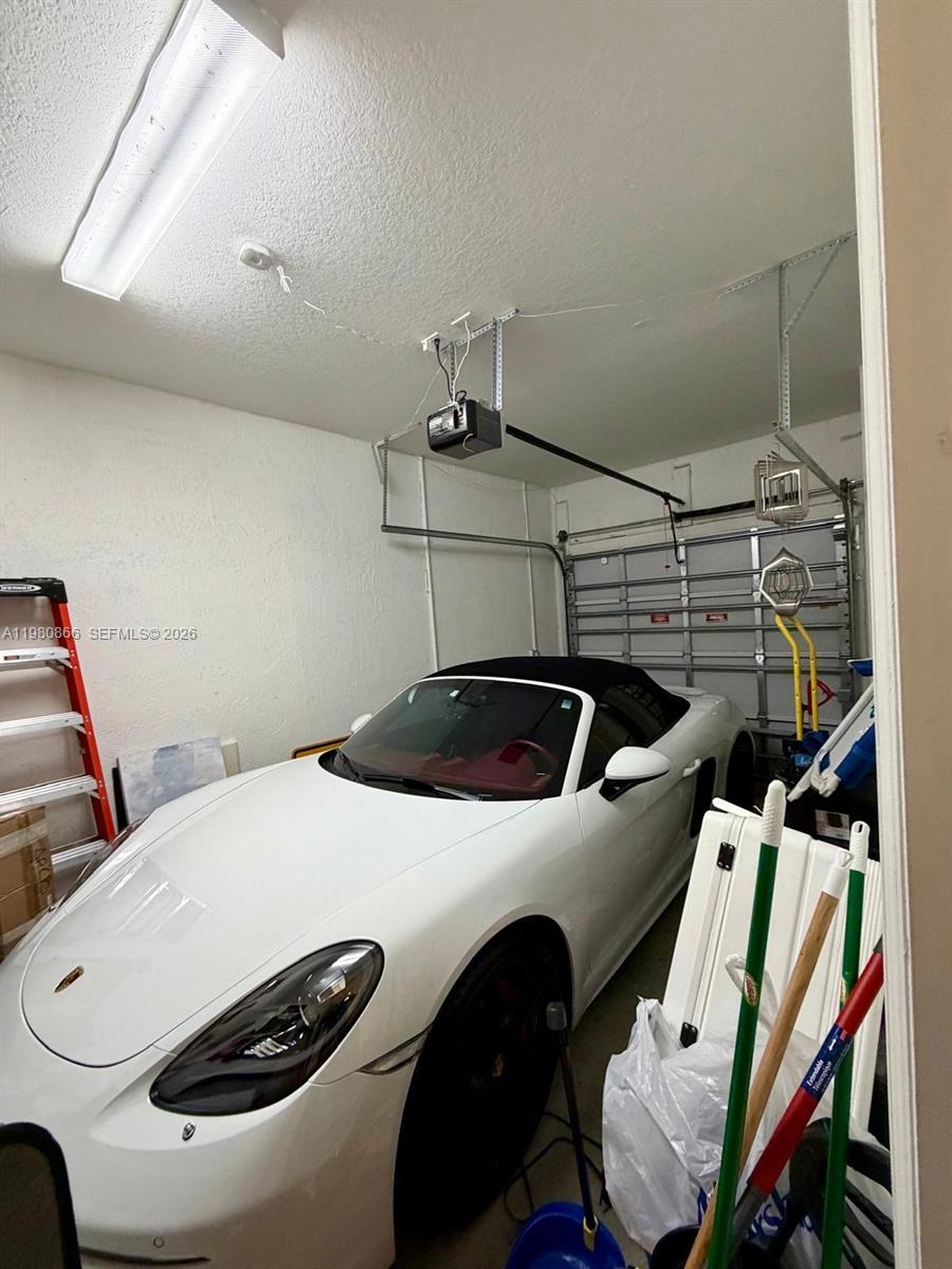 GOLF ESTS 1ST ADDN - Residential