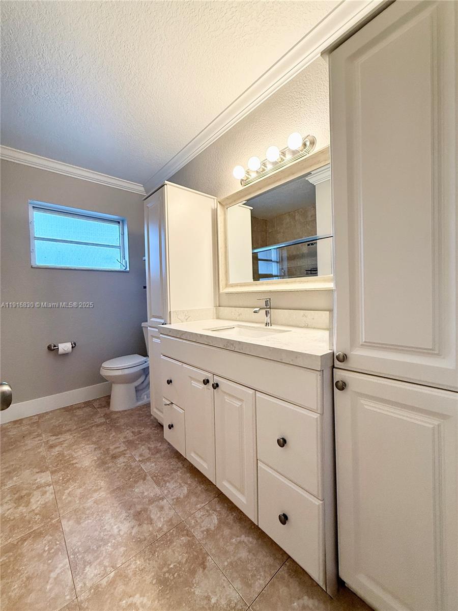 SOUTH DANIA HEIGHTS AMEN - Residential Lease