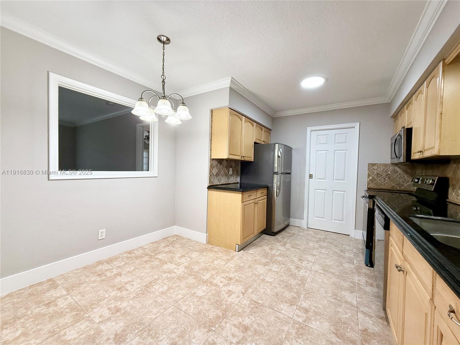 SOUTH DANIA HEIGHTS AMEN - Residential Lease