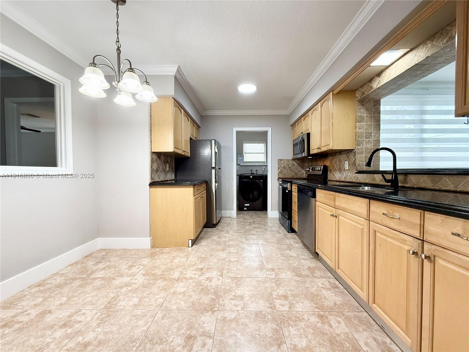 SOUTH DANIA HEIGHTS AMEN - Residential Lease