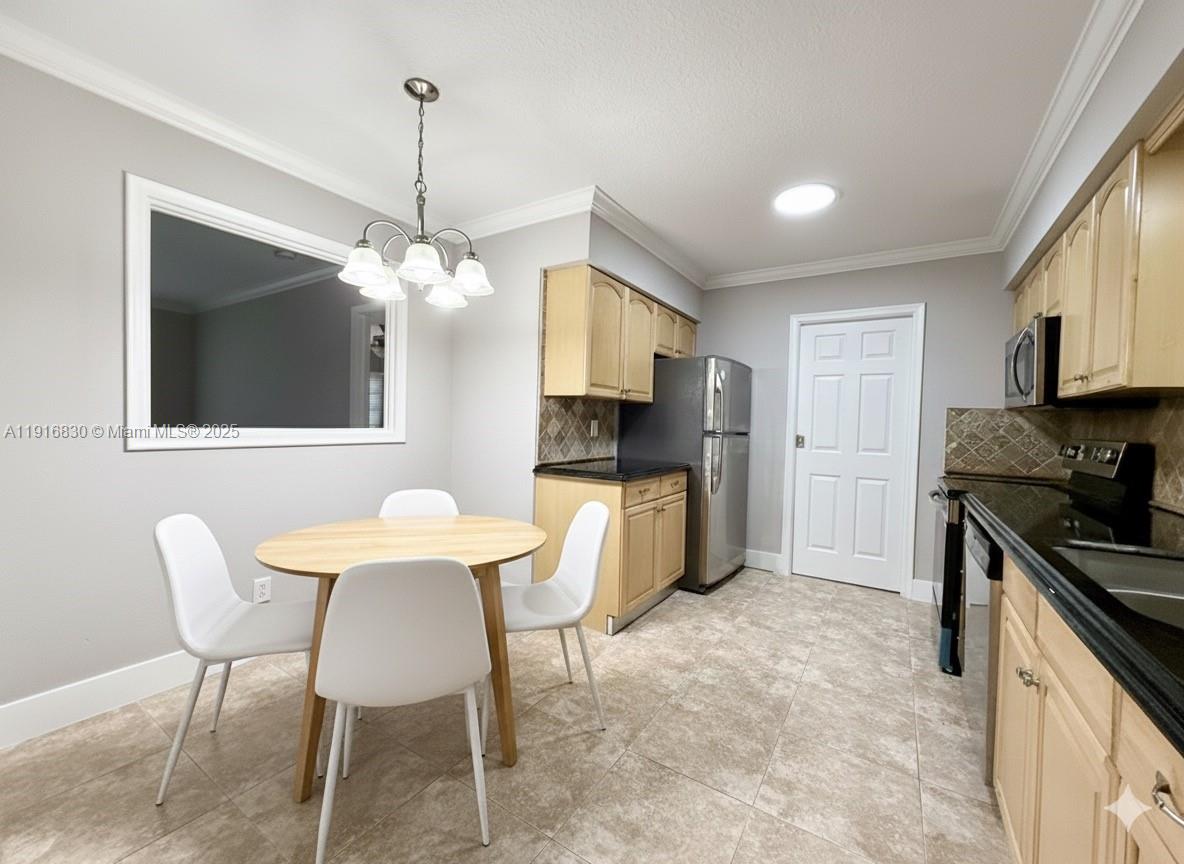 SOUTH DANIA HEIGHTS AMEN - Residential Lease