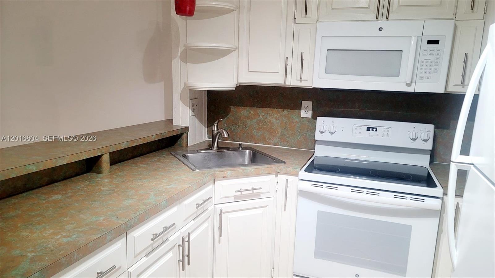HIALEAH CLUB VILLAS CONDO - Residential Lease