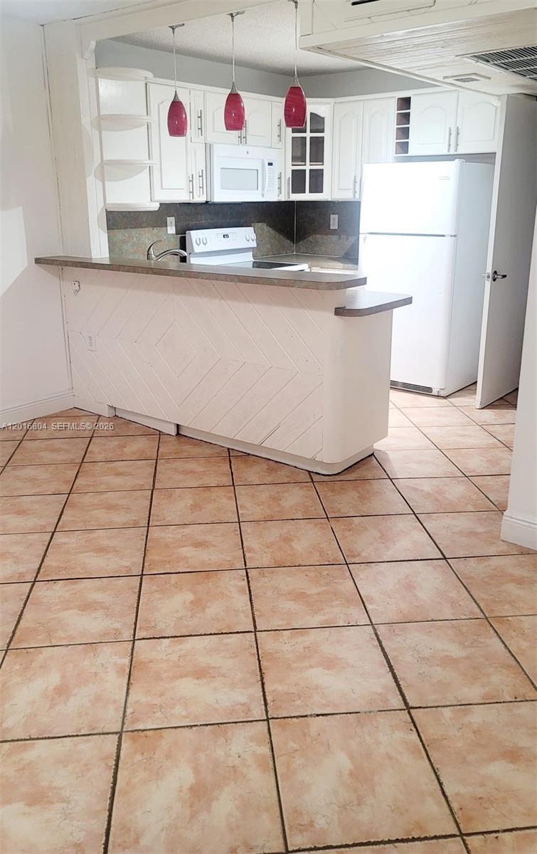 HIALEAH CLUB VILLAS CONDO - Residential Lease
