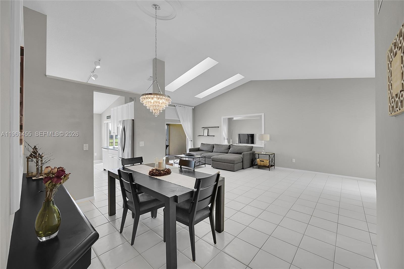 ST TROPEZ AT BOCA GOLF CO - Residential