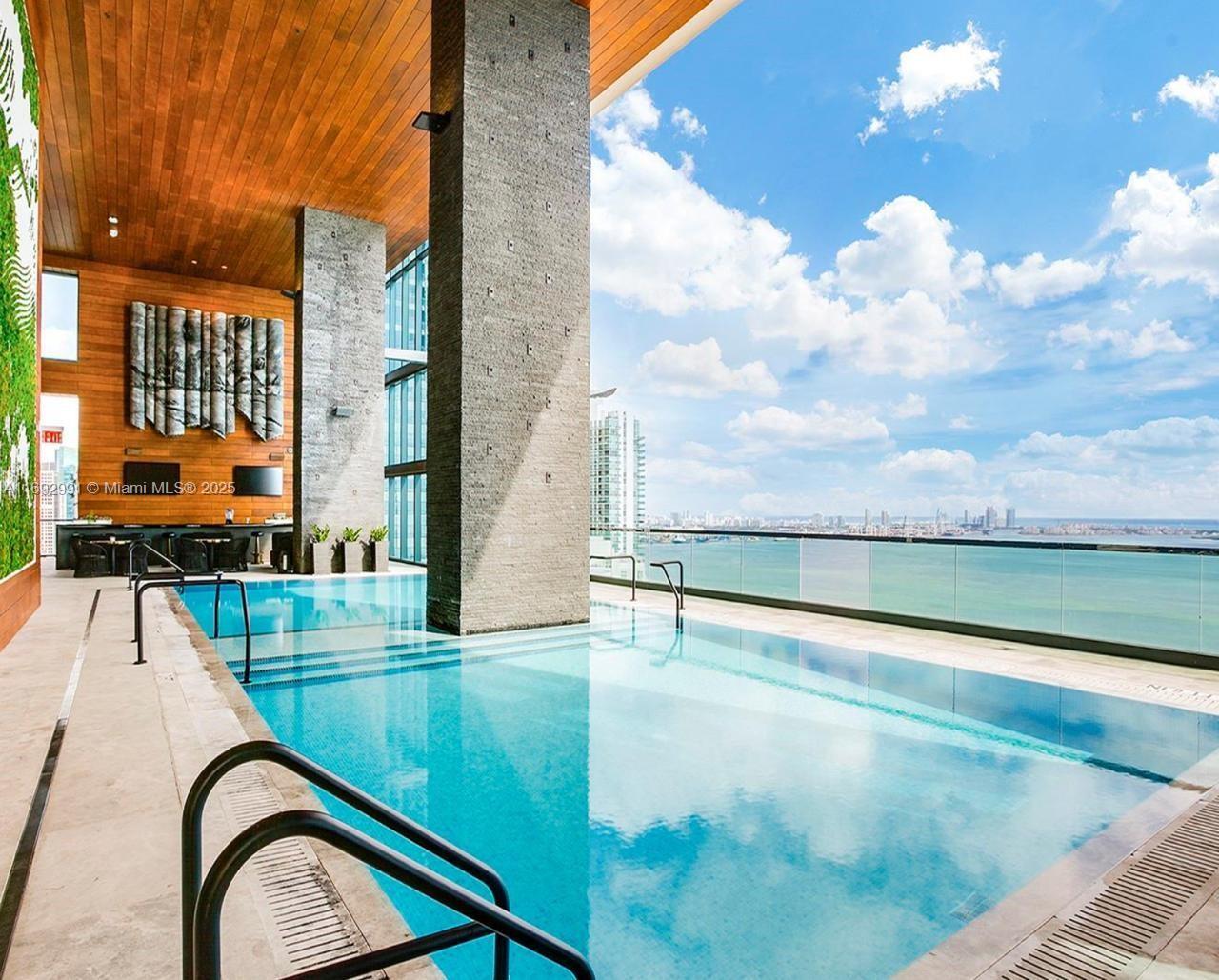 ECHO BRICKELL CONDO - Residential