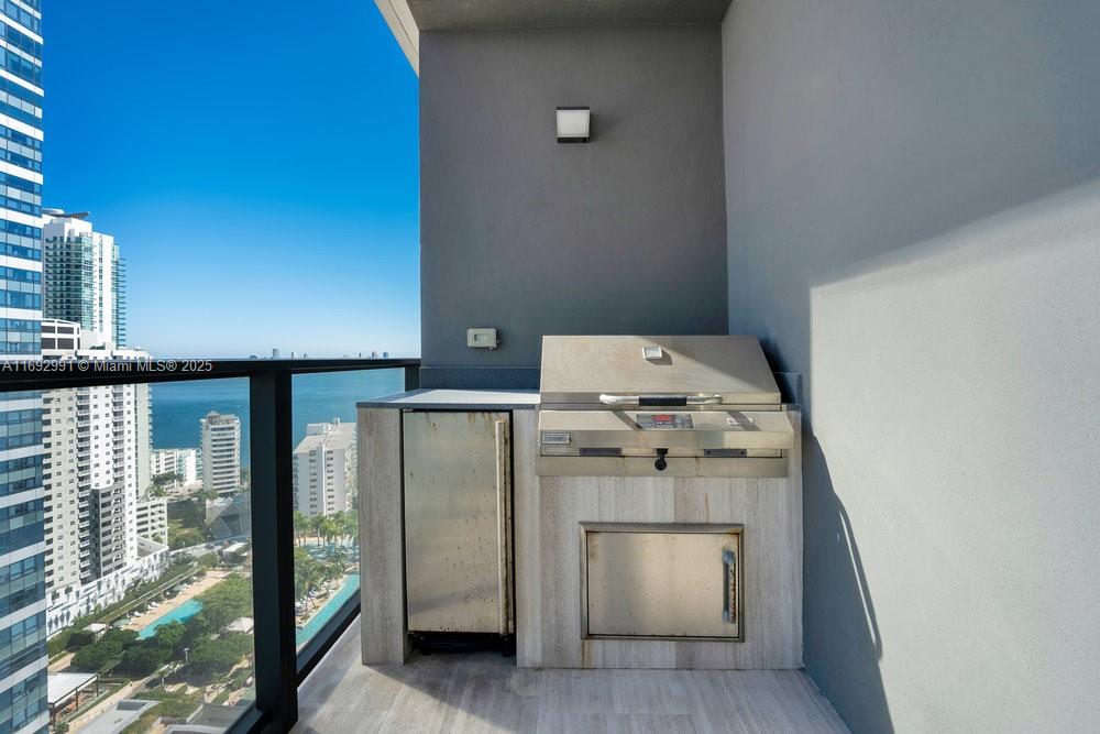 ECHO BRICKELL CONDO - Residential