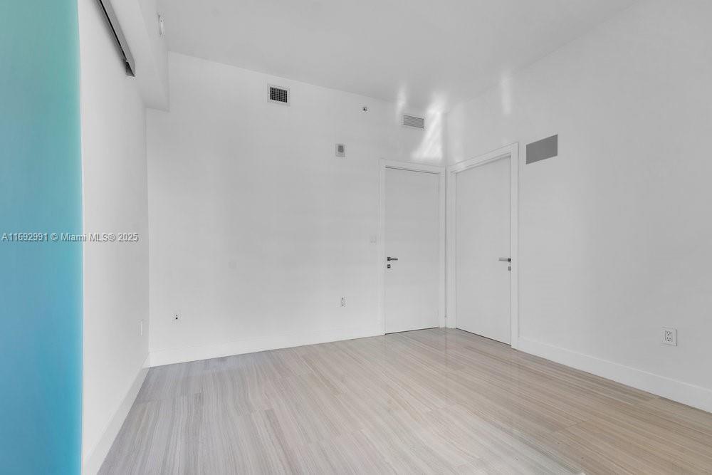 ECHO BRICKELL CONDO - Residential