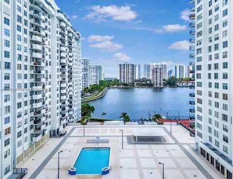 A home in Aventura