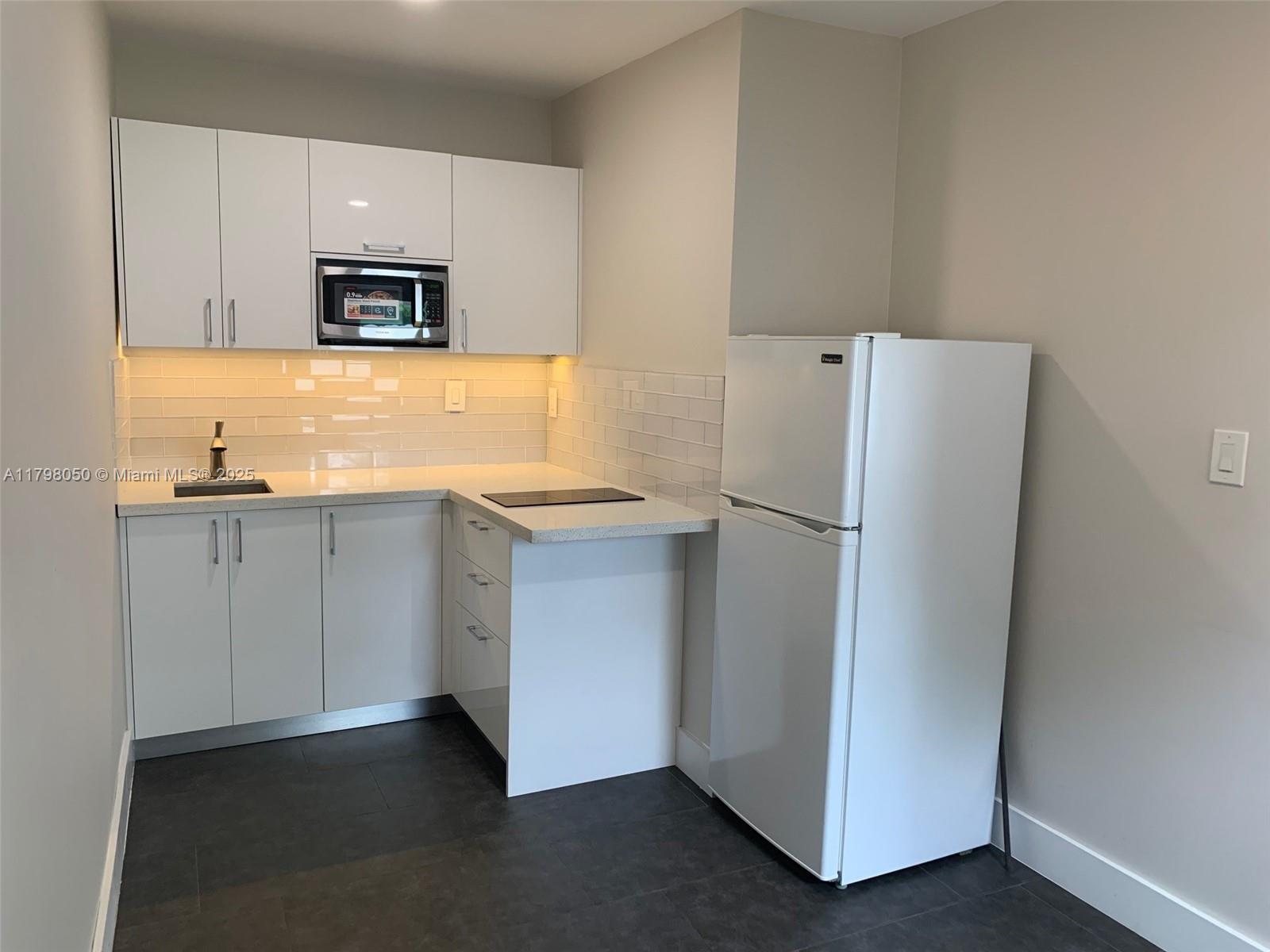 Rental Property at Address Not Disclosed, Miami Gardens, Broward County, Florida - Bedrooms: 1 
Bathrooms: 1  - $1,450 MO.