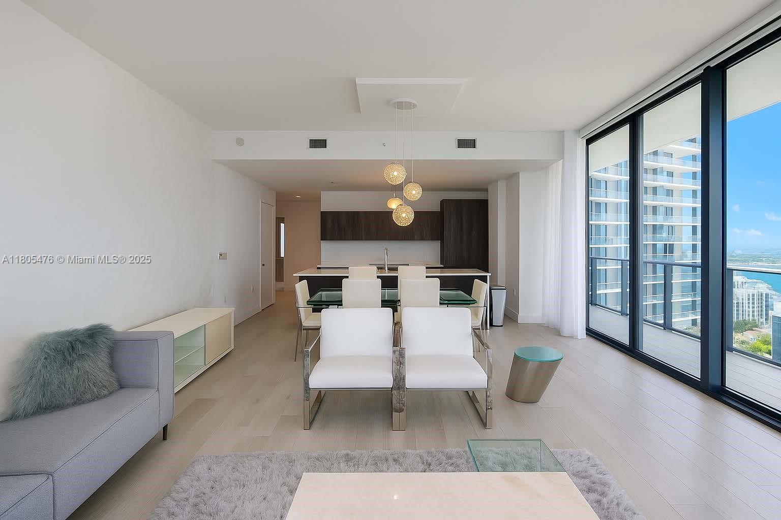 GRAN PARAISO CONDO - Residential