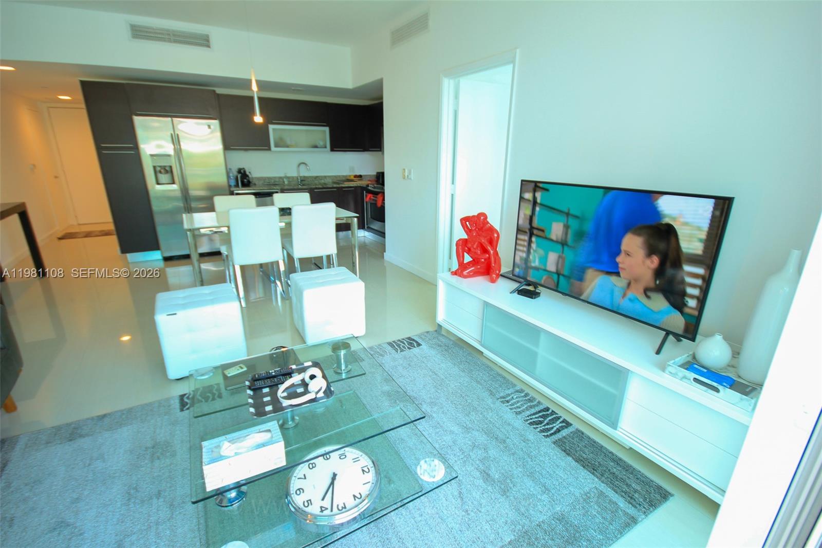 THE PLAZA 851 BRICKELL CO - Residential Lease