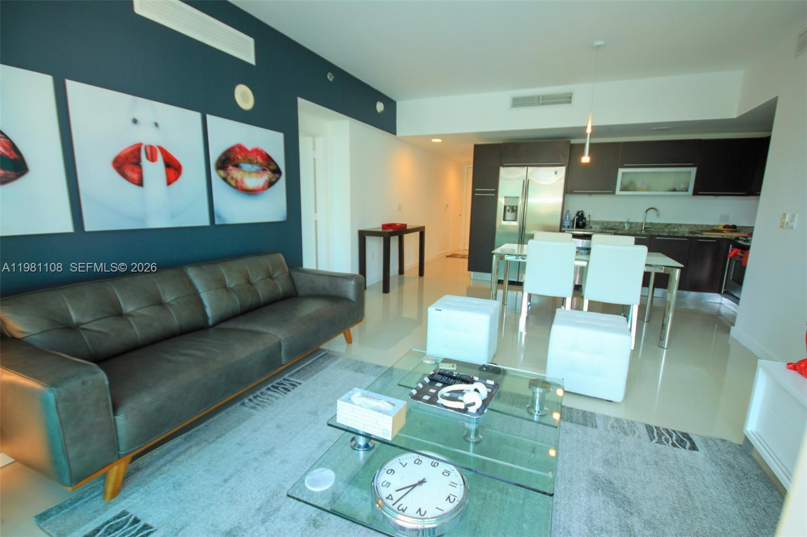 THE PLAZA 851 BRICKELL CO - Residential Lease