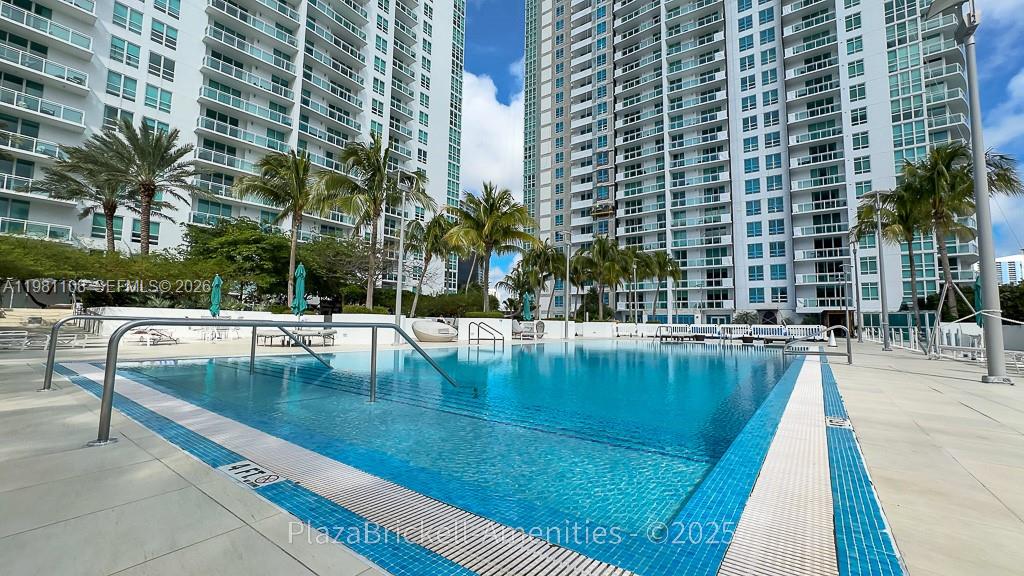 THE PLAZA 851 BRICKELL CO - Residential Lease