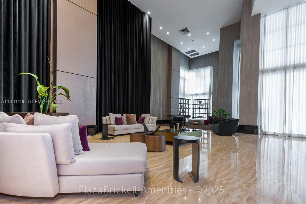 THE PLAZA 851 BRICKELL CO - Residential Lease