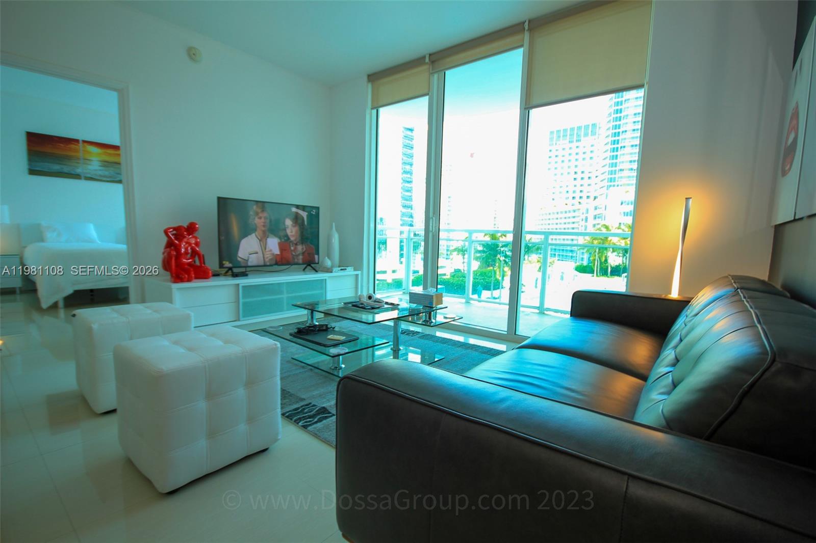 THE PLAZA 851 BRICKELL CO - Residential Lease