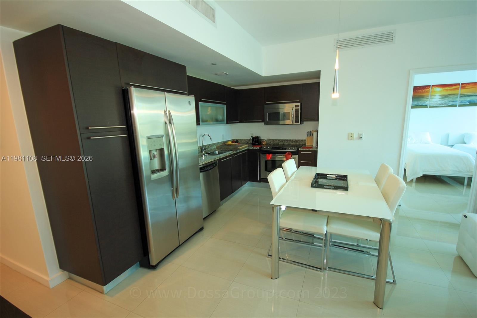 THE PLAZA 851 BRICKELL CO - Residential Lease