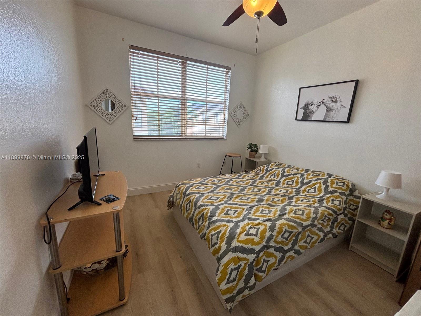 KENDALL BREEZE SOUTH - Residential Lease