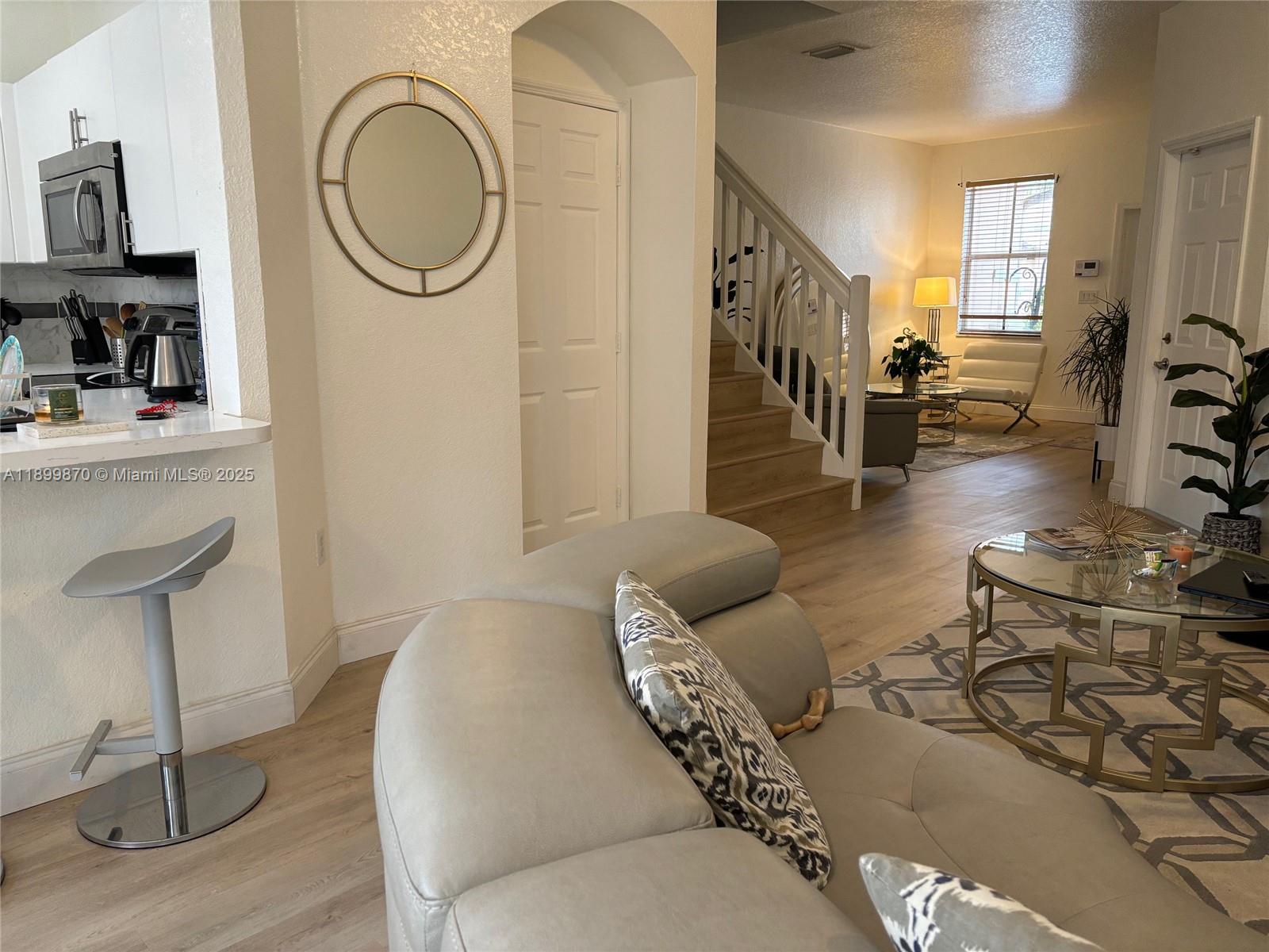 KENDALL BREEZE SOUTH - Residential Lease