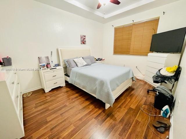 KENDALL BREEZE SOUTH - Residential Lease