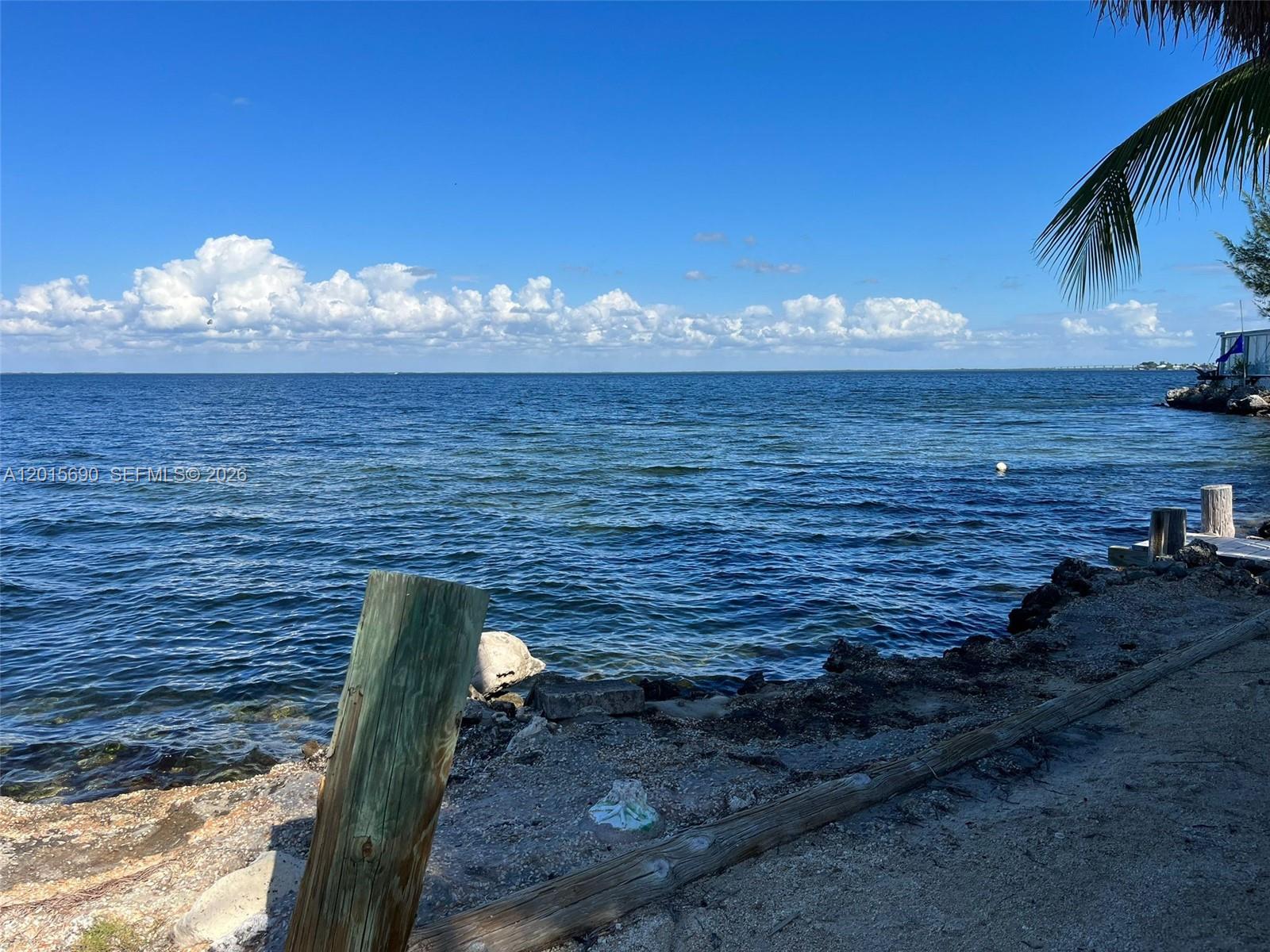 103650 Overseas Hwy