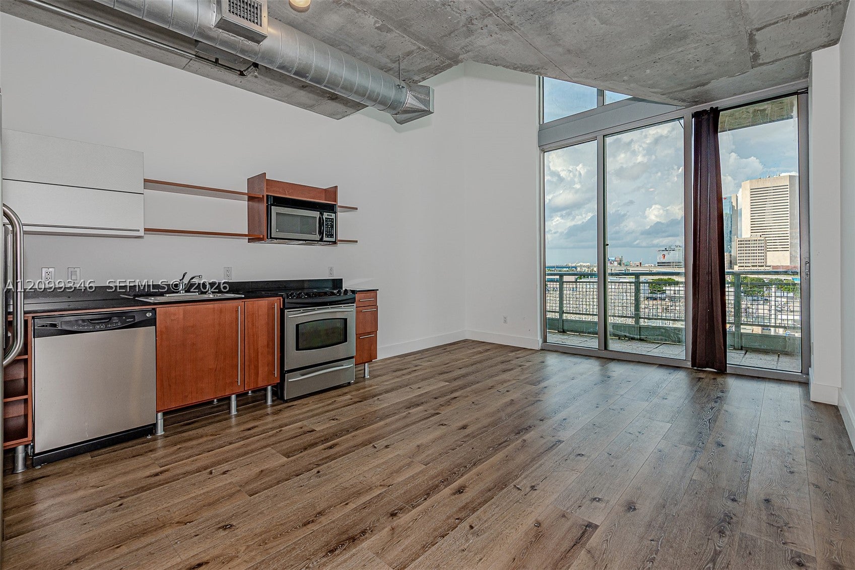 690 SW 1st Ct 1007