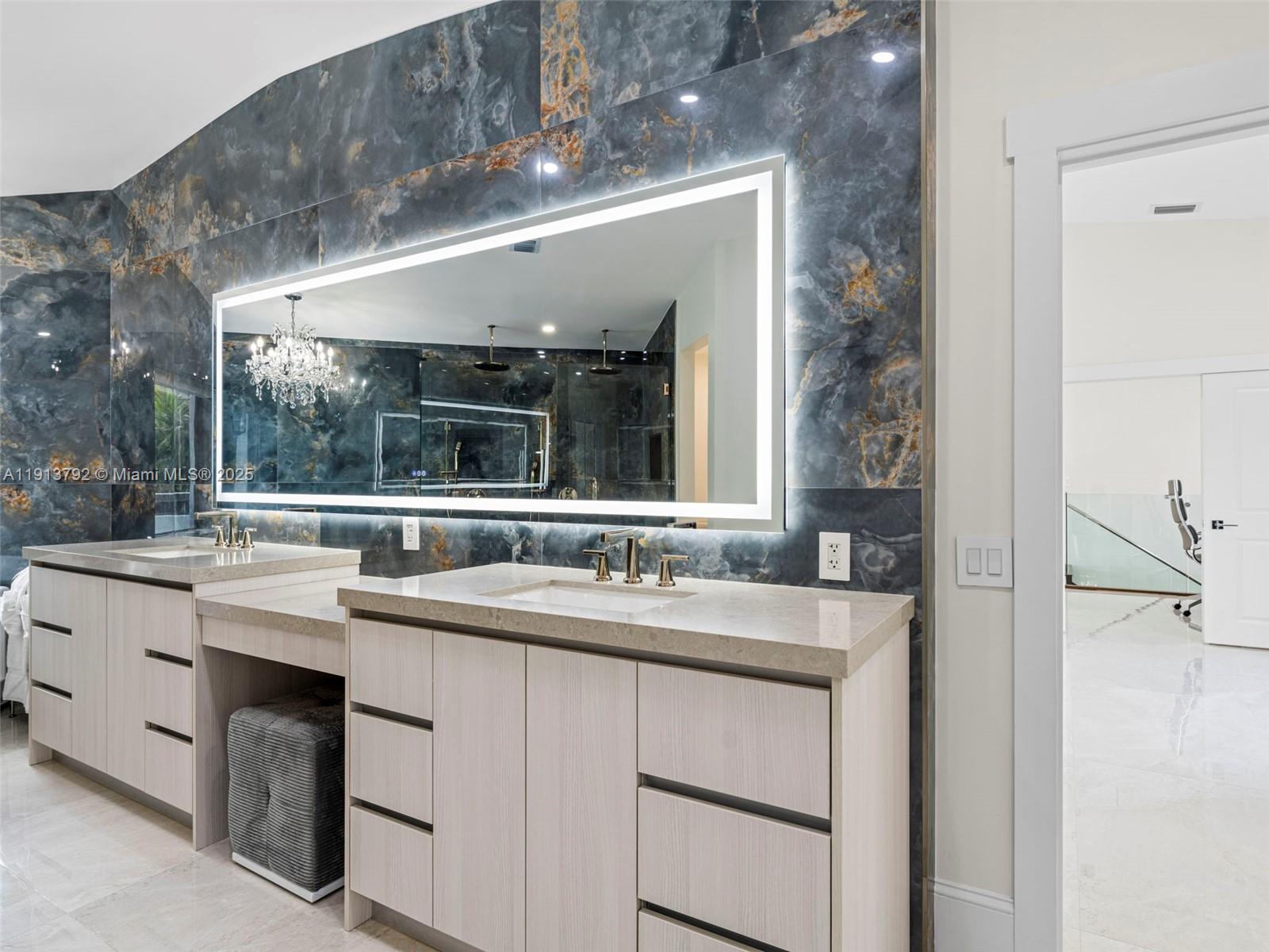 BEACH VIEW ADDN - Residential