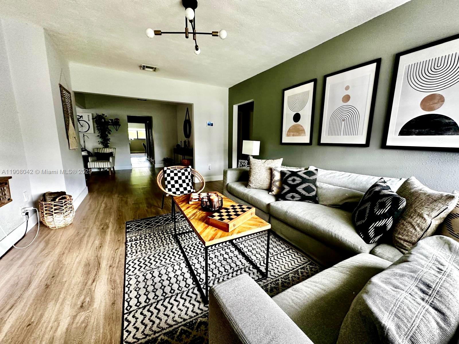 PARKDALE HEIGHTS - Residential