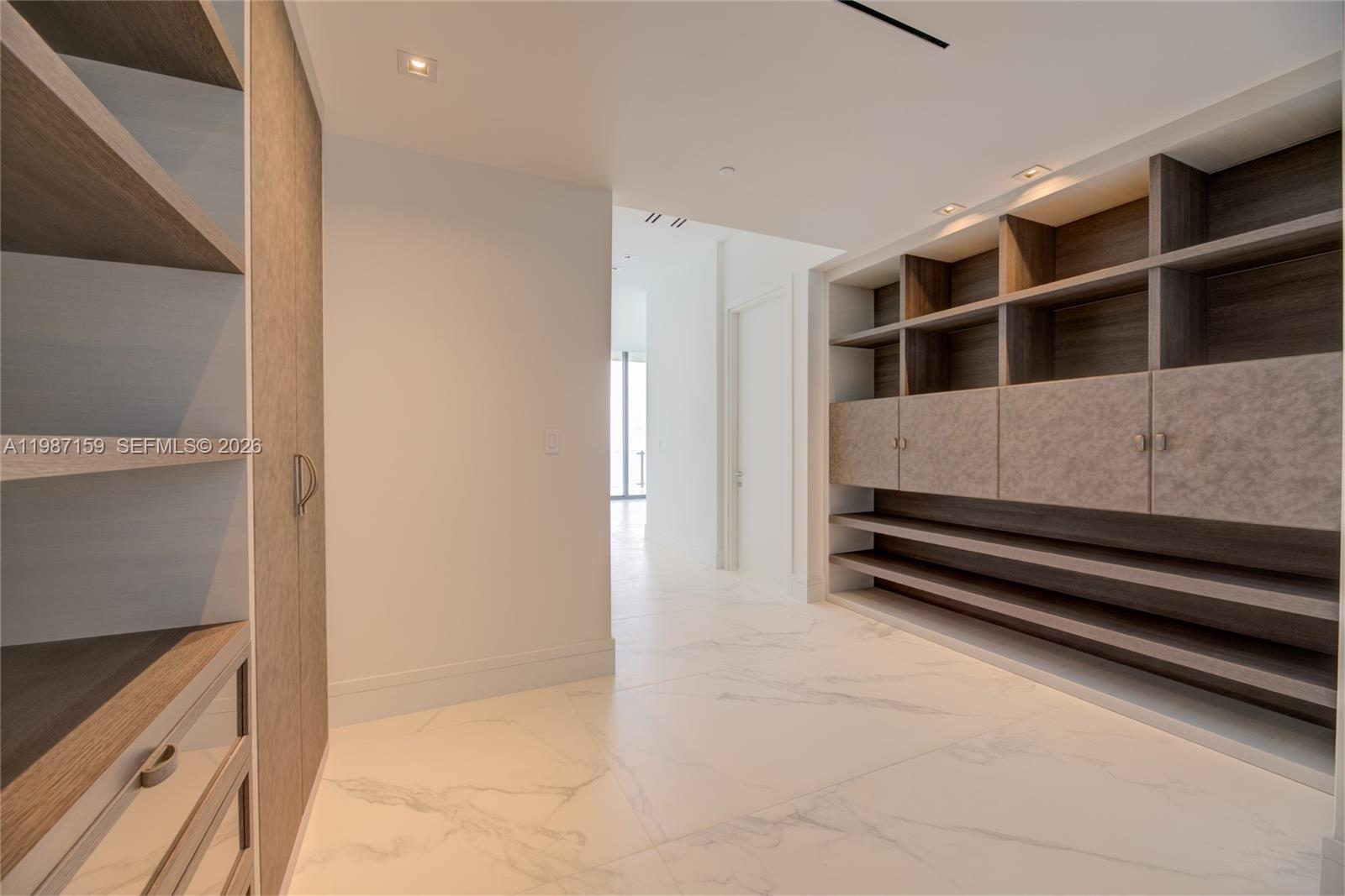 MUSE CONDO - Residential