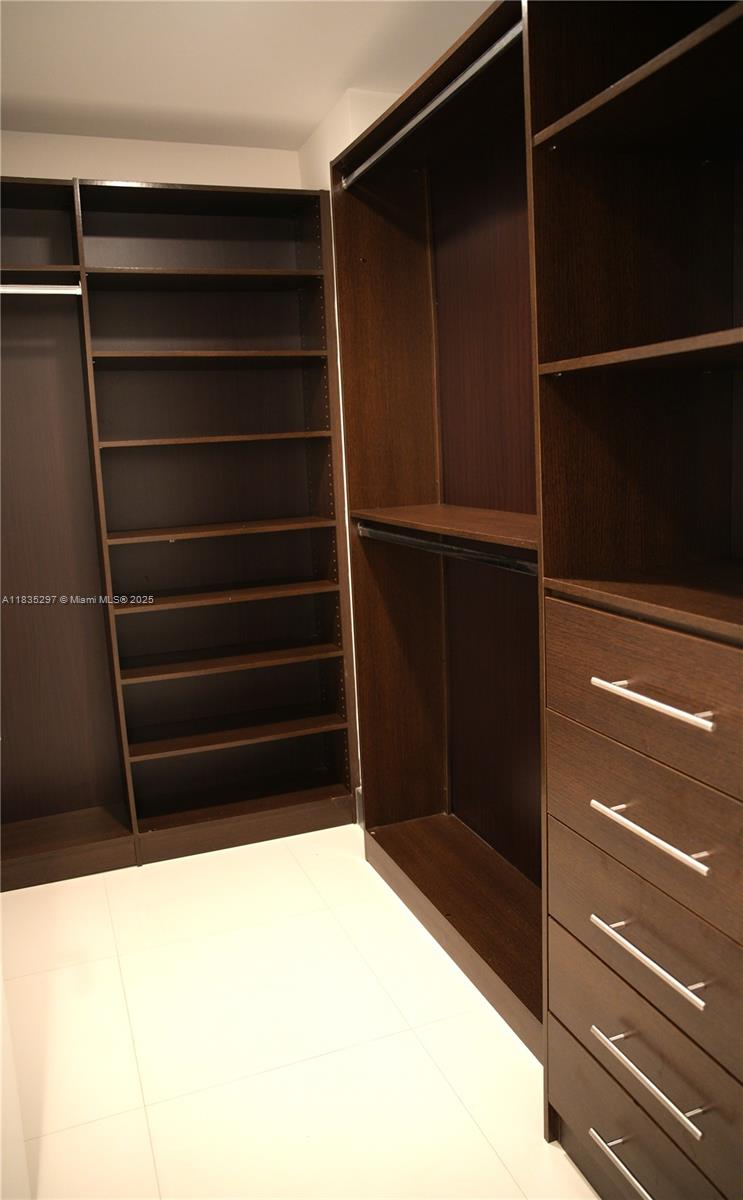 ARTECH RESIDENCES AT AVEN - Residential Lease