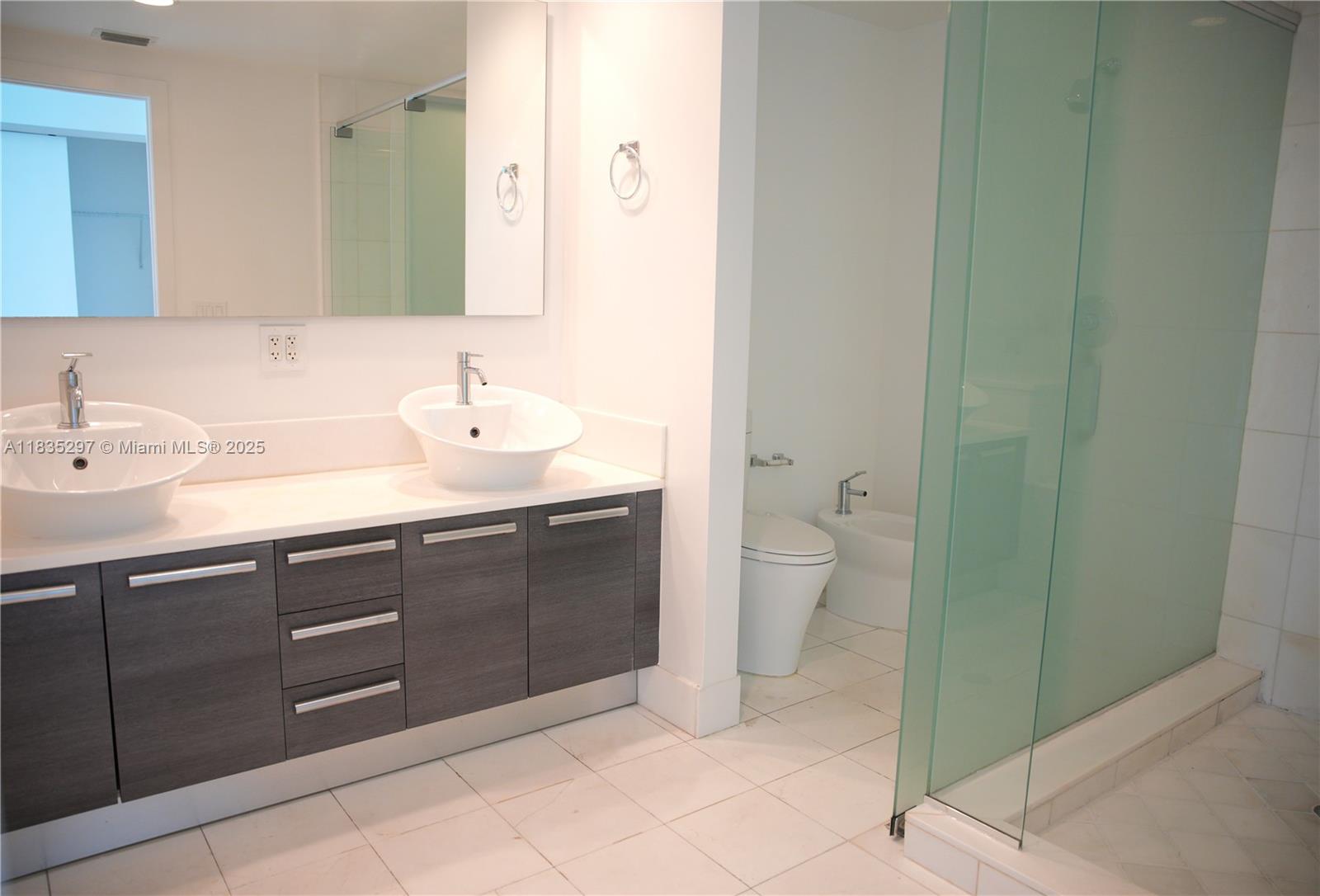 ARTECH RESIDENCES AT AVEN - Residential Lease