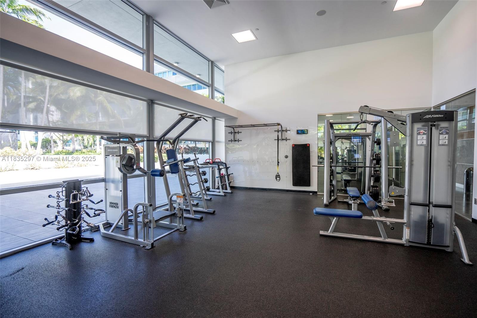 ARTECH RESIDENCES AT AVEN - Residential Lease