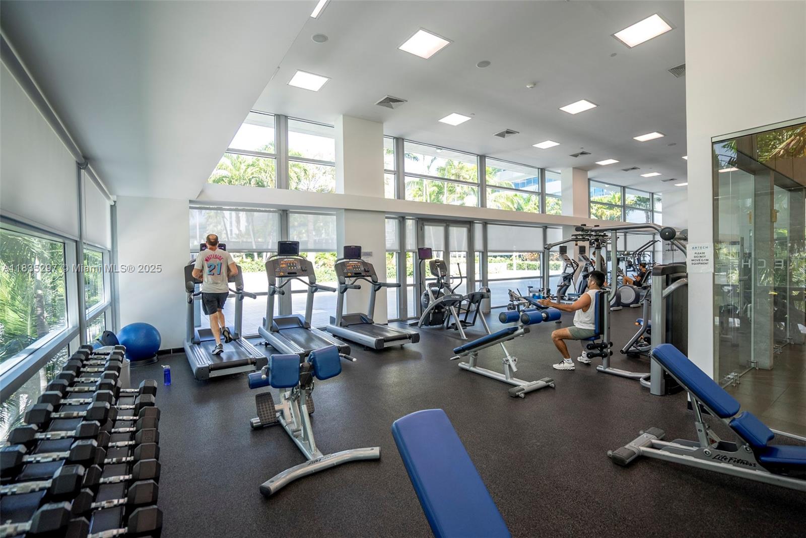 ARTECH RESIDENCES AT AVEN - Residential Lease