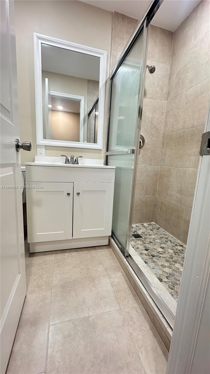 STARLITE GARDENS - Residential Lease