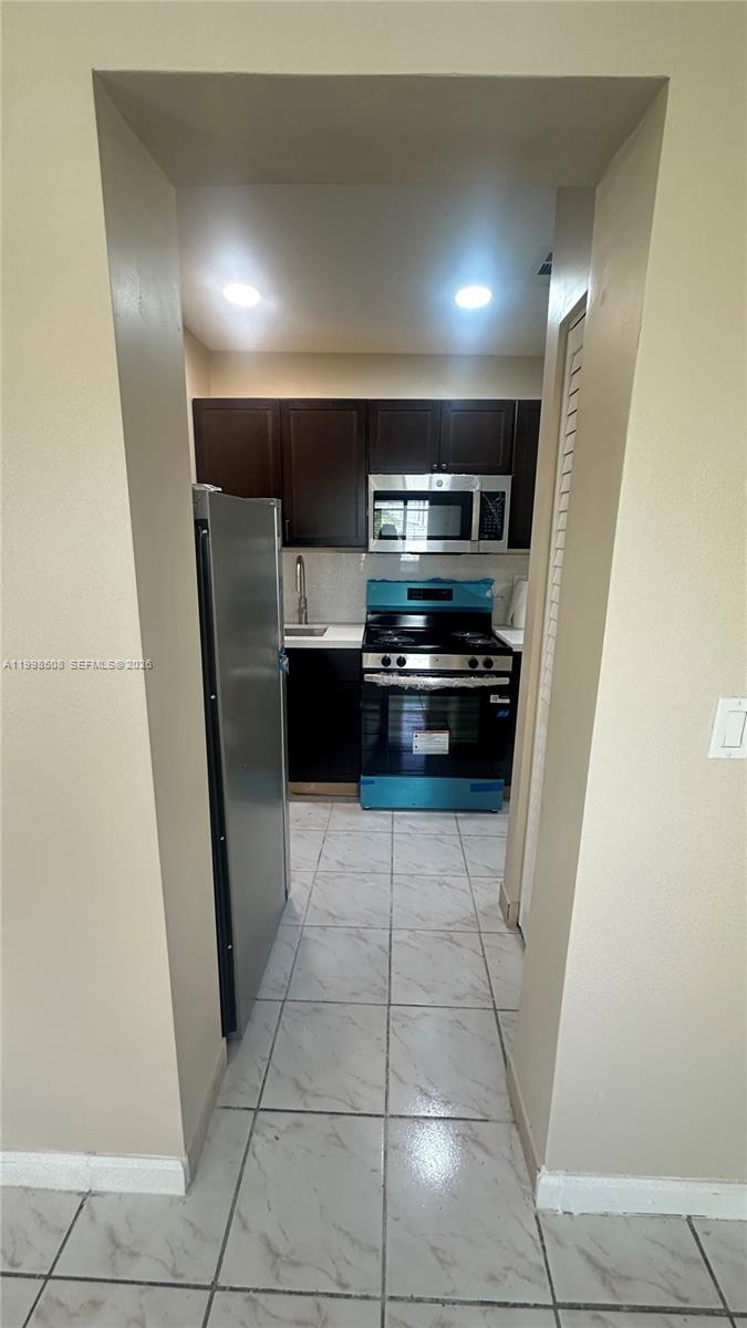 STARLITE GARDENS - Residential Lease