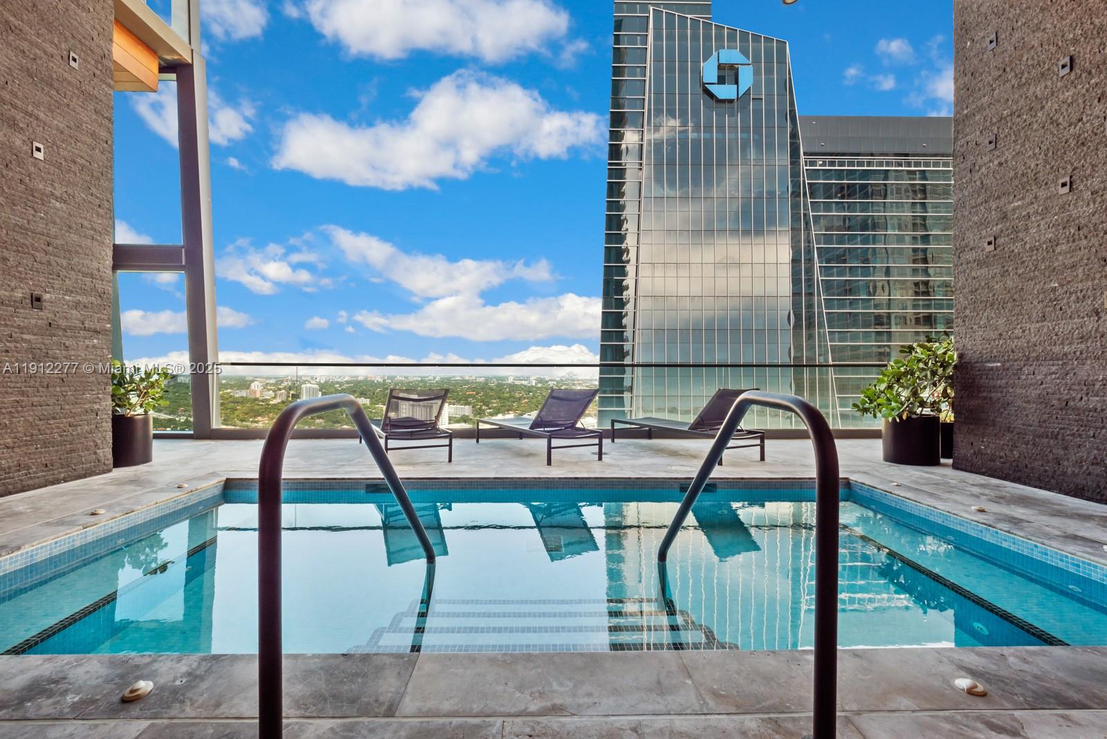 ECHO BRICKELL CONDO - Residential