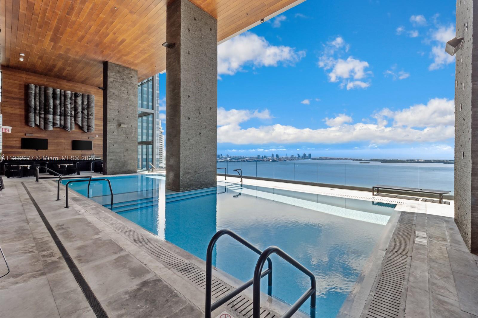 ECHO BRICKELL CONDO - Residential