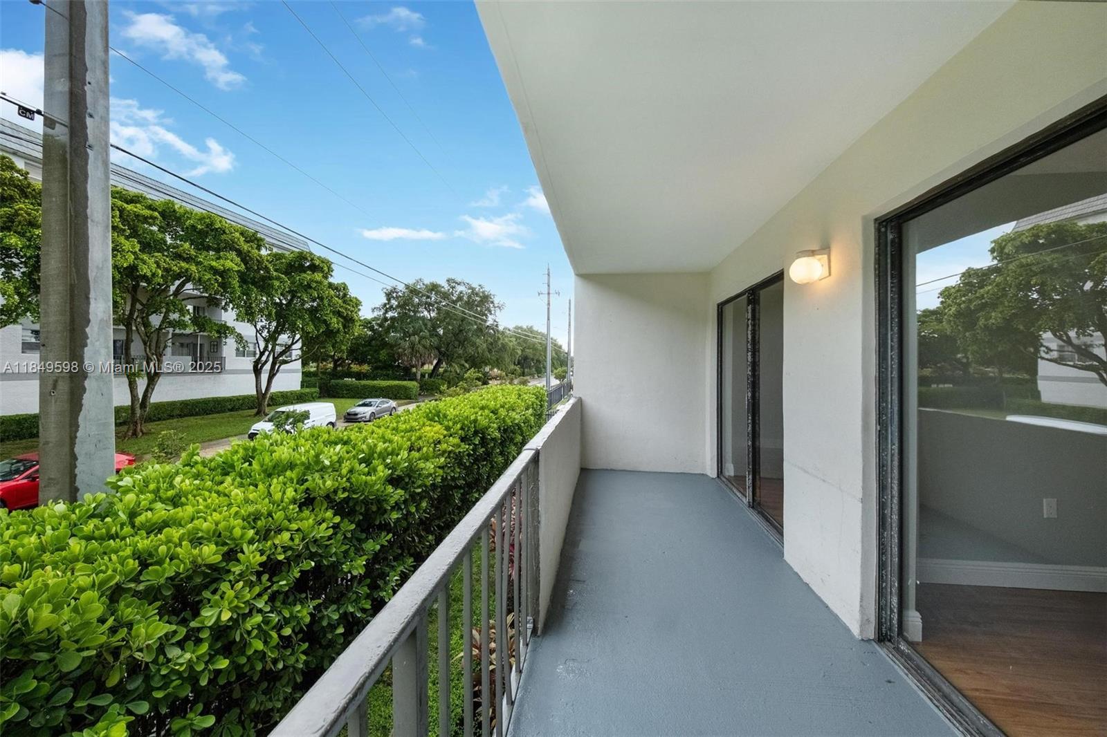 MIAMI SHORES CONDO - Residential Lease