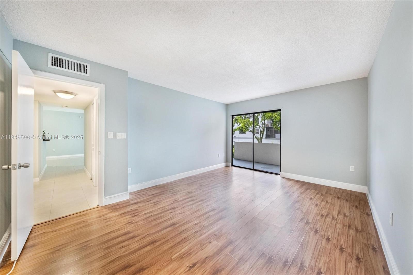 MIAMI SHORES CONDO - Residential Lease
