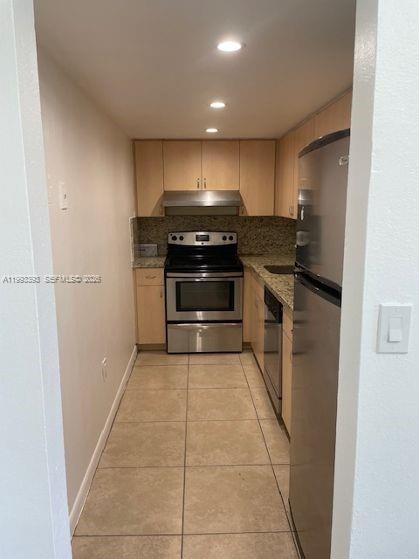 SUNSET VILLAS NO 3 CONDO - Residential Lease