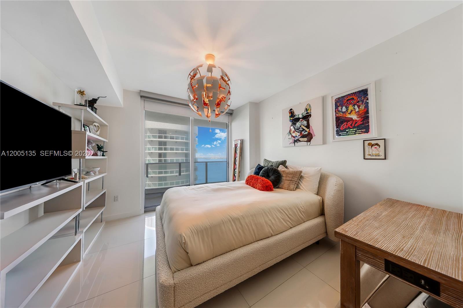 ARIA ON THE BAY CONDO - Residential