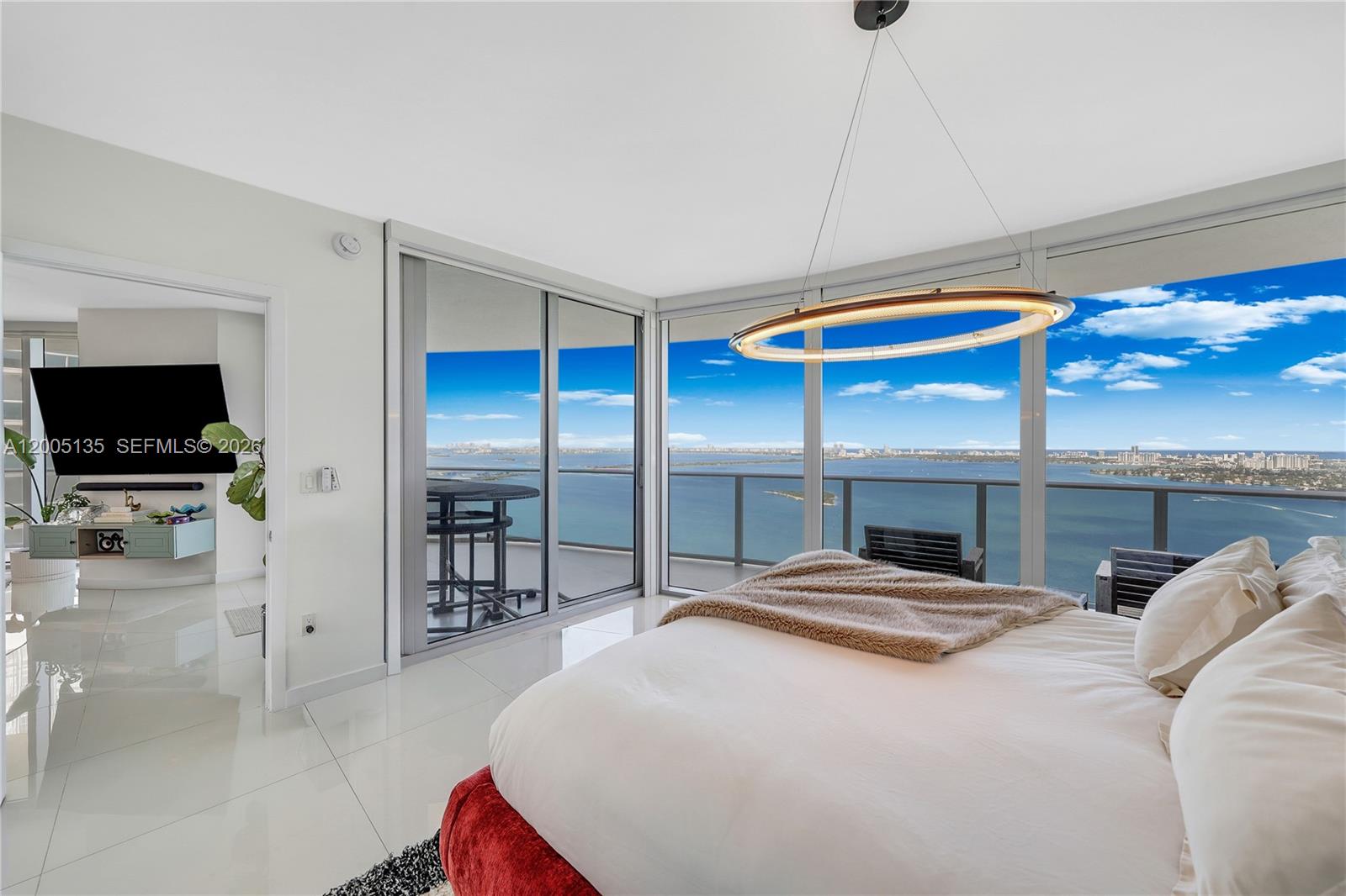 ARIA ON THE BAY CONDO - Residential