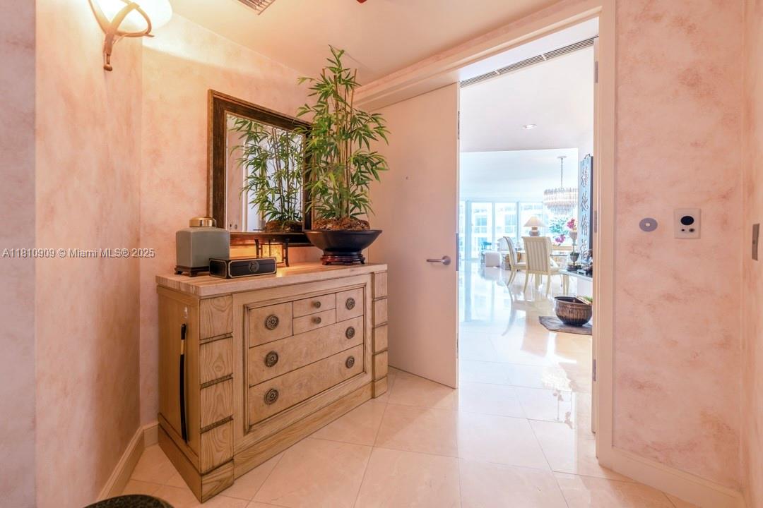 BRISTOL TOWER CONDO - Residential