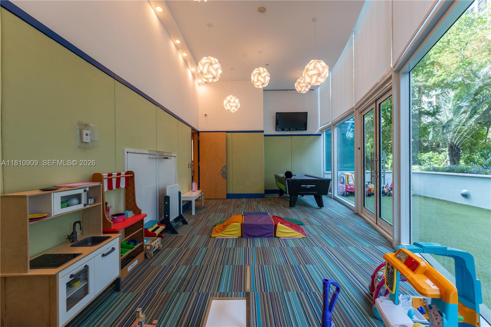 BRISTOL TOWER CONDO - Residential